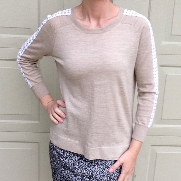 J CREW merino wool light pullover daisies M (K1) - Picture 2 of 6